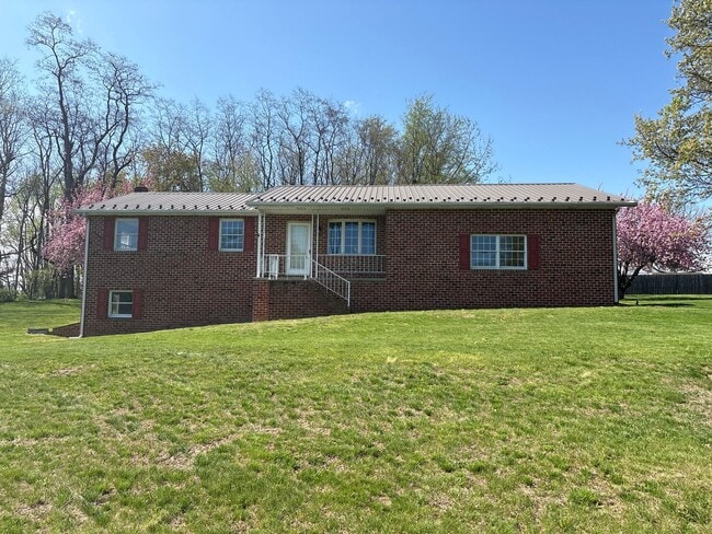 property at 9 Locust Ln