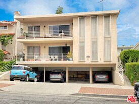 943 19th St in Santa Monica, CA - Building Photo