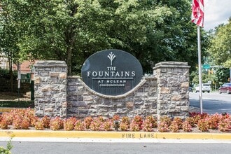1504 Lincoln Way in McLean, VA - Building Photo - Building Photo