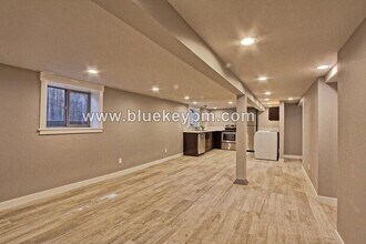 217 NE 30th Ave in Portland, OR - Building Photo - Building Photo