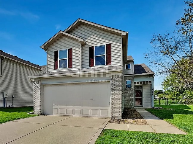 property at 1347 Egret Ln