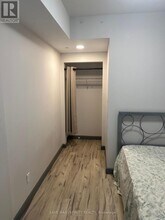 258B Sunview St in Waterloo, ON - Building Photo - Building Photo