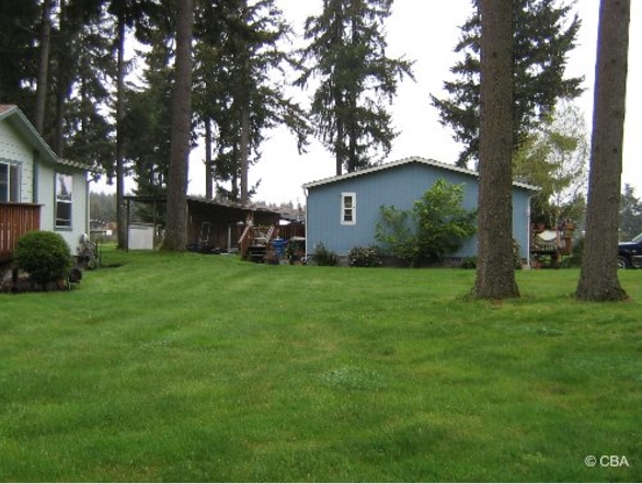 Barrows Mobile Home Park in Rochester, WA - Building Photo - Building Photo