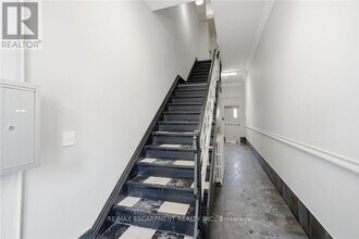 63 John St S in Hamilton, ON - Building Photo - Building Photo