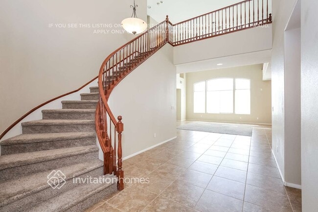 8913 Adobe Grande St in Las Vegas, NV - Building Photo - Building Photo