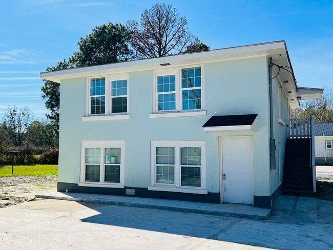 property at 1217 N 44th St