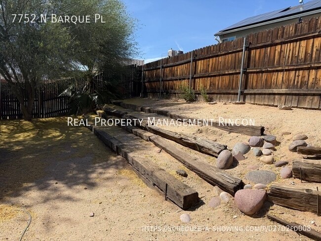 7752 N Barque Pl in Tucson, AZ - Building Photo - Building Photo