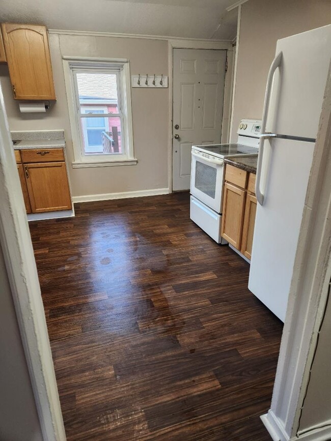 property at 2840 Goodells Rd
