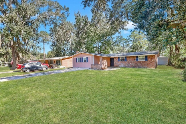 5908 Fairview Ave in Savannah, GA - Building Photo - Building Photo