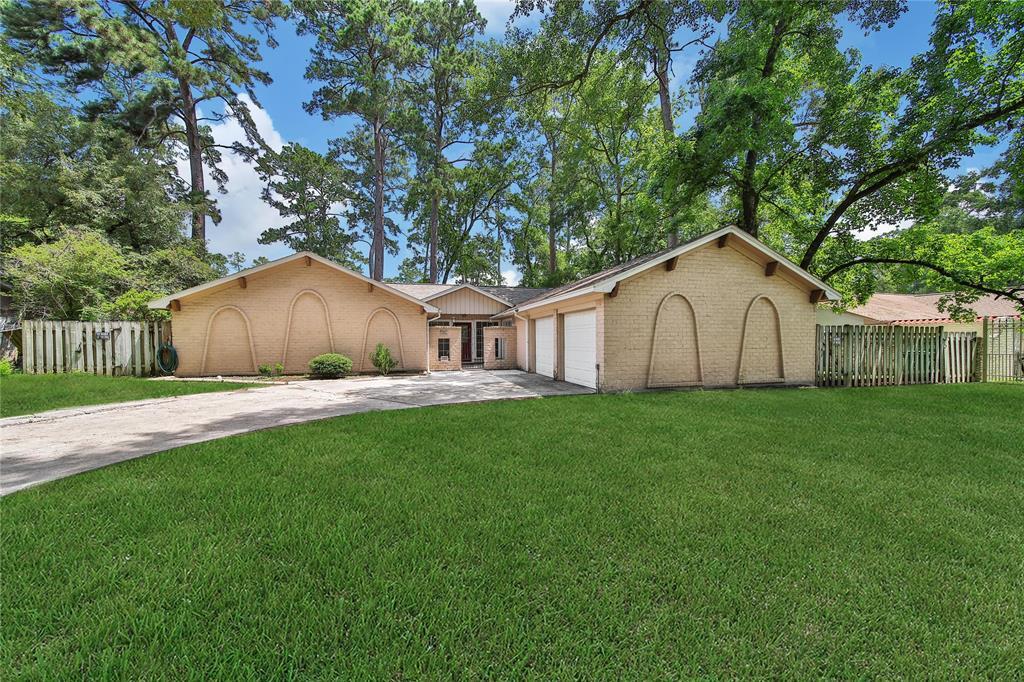 259 Spring Pines Dr in Spring, TX - Building Photo