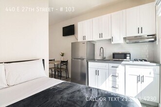 440 E 27th St in Los Angeles, CA - Building Photo - Building Photo