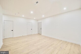 1329 Connecticut Ave NW in Washington, DC - Building Photo - Building Photo
