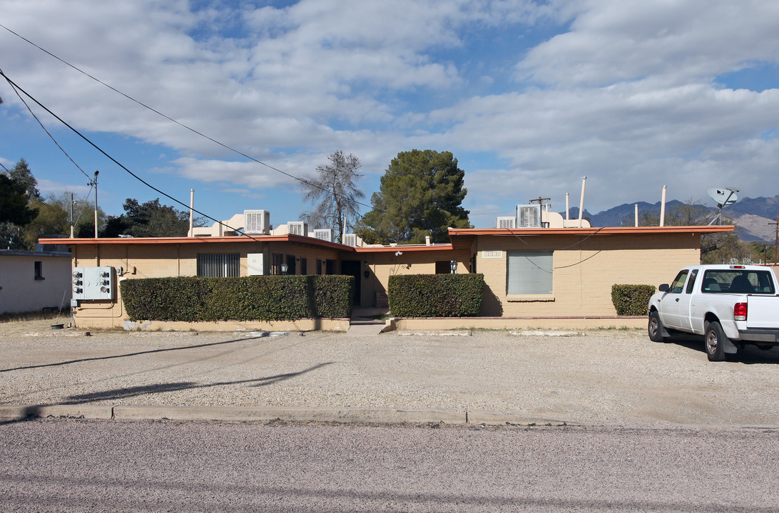 Willard Apartments in Tucson, AZ - Building Photo