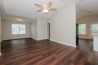 218 Adam Cir in Mcdonough, GA - Building Photo - Building Photo
