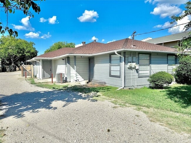 property at 2526 Louise St
