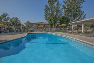 R. C. Briarwood Apartment Homes