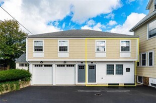 259 Gibbs Ave in Newport, RI - Building Photo