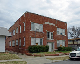 Betty Jo Apartments in Tulsa, OK - Foto de edificio - Building Photo