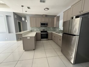 4717 Mulberry Ave in McAllen, TX - Building Photo - Building Photo