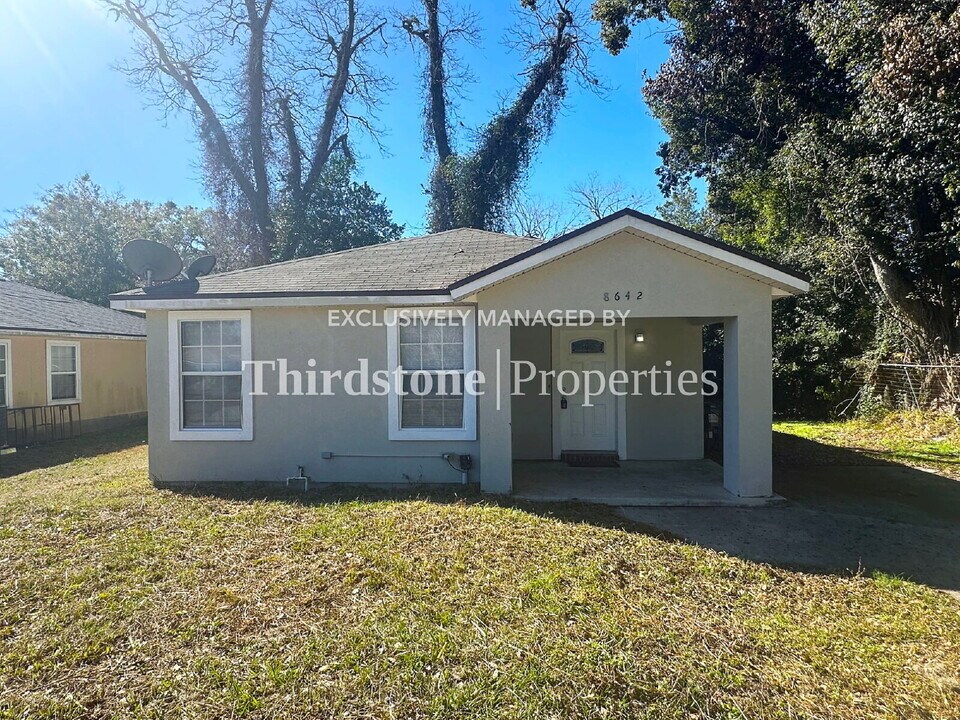 8642 2nd Ave in Jacksonville, FL - Building Photo