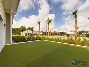 Aurora St. Leon Apartments in Ocala, FL - Foto de edificio - Building Photo