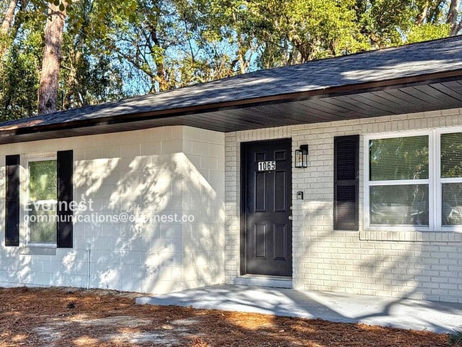1065 Wall St in Eustis, FL - Building Photo - Building Photo