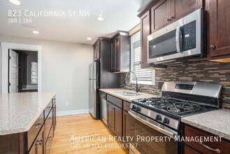 823 California St NW in Grand Rapids, MI - Building Photo - Building Photo