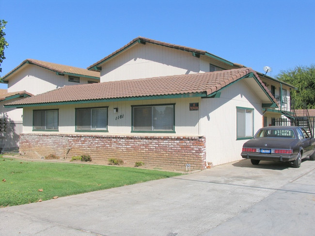 Evergreen Apartments in Merced, CA - Building Photo - Building Photo