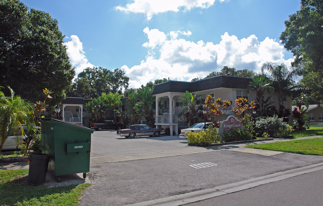 King's Court Apartments in Clearwater, FL - Building Photo