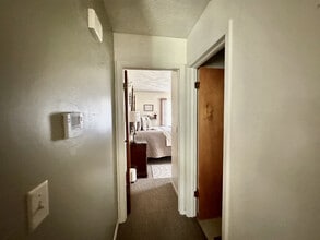 295 Macrae Rd in Colchester, VT - Foto de edificio - Building Photo