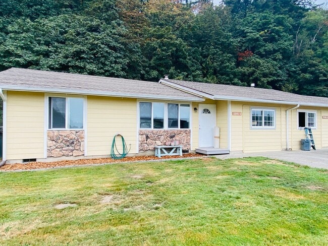 property at 11040 N Skagit St