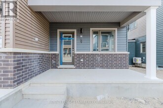 822 Parnian Private in Ottawa, ON - Building Photo - Building Photo