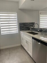 103 Riviera Cir in Weston, FL - Building Photo - Building Photo