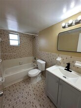 1715 N 16th Ave in Hollywood, FL - Building Photo - Building Photo