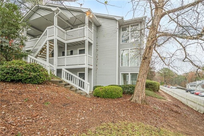 property at 1106 Natchez Trace