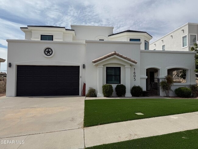property at 1605 Playa Del Sol St