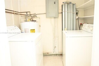 212 NE 9th Ave, Unit 1 in Deerfield Beach, FL - Building Photo - Building Photo