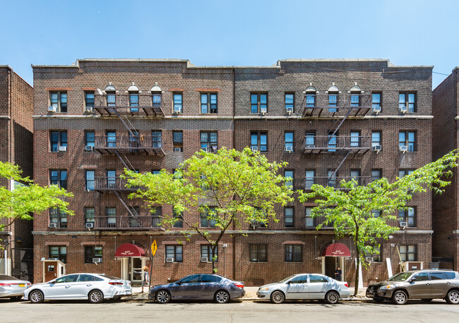 407 Audubon Ave in New York, NY - Building Photo - Building Photo