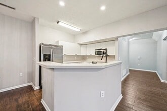 4611 Sandhurst St in Kissimmee, FL - Building Photo - Building Photo