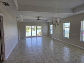 5405 72nd St E in Palmetto, FL - Building Photo - Building Photo