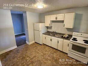 259 Eastwood St in Geneva, OH - Building Photo - Building Photo