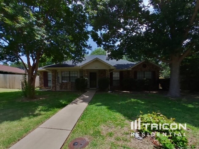 property at 1029 Twin Falls Dr