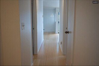 2626 E Madison St, Unit 11 in Seattle, WA - Foto de edificio - Building Photo
