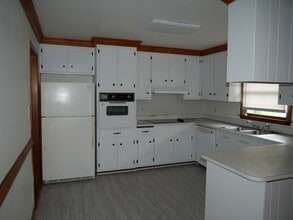 1642 Wingfield Dr in Hampton, VA - Building Photo - Building Photo