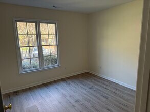 2 Crystal Oaks Ct in Durham, NC - Building Photo - Building Photo