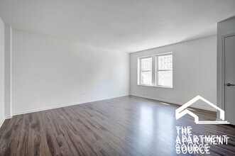 925 W Carmen Ave, Unit 7B in Chicago, IL - Foto de edificio - Building Photo