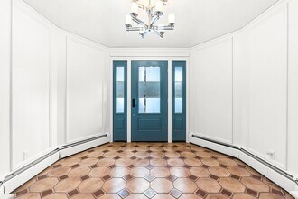 23 Olde Village Dr in Winchester, MA - Building Photo - Building Photo