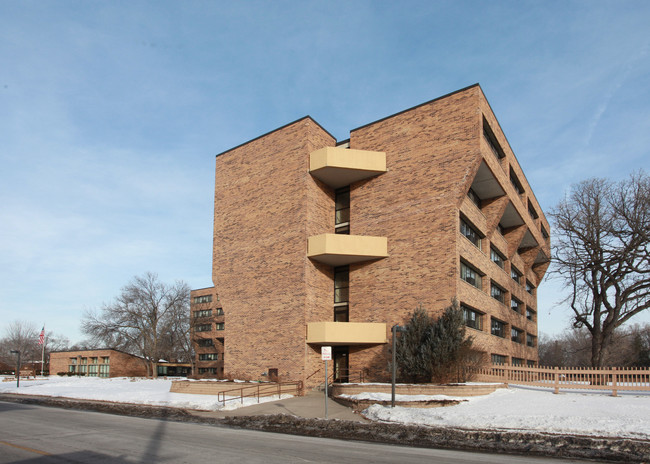 Hamilton Manor in Minneapolis, MN - Foto de edificio - Building Photo