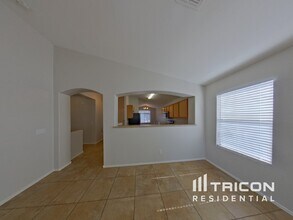 3426 W Wayland Dr in Phoenix, AZ - Building Photo - Building Photo