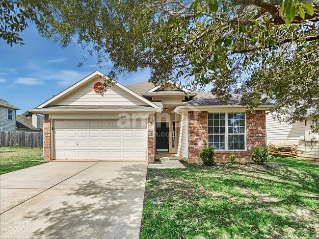 property at 2207 Shady Pine Dr